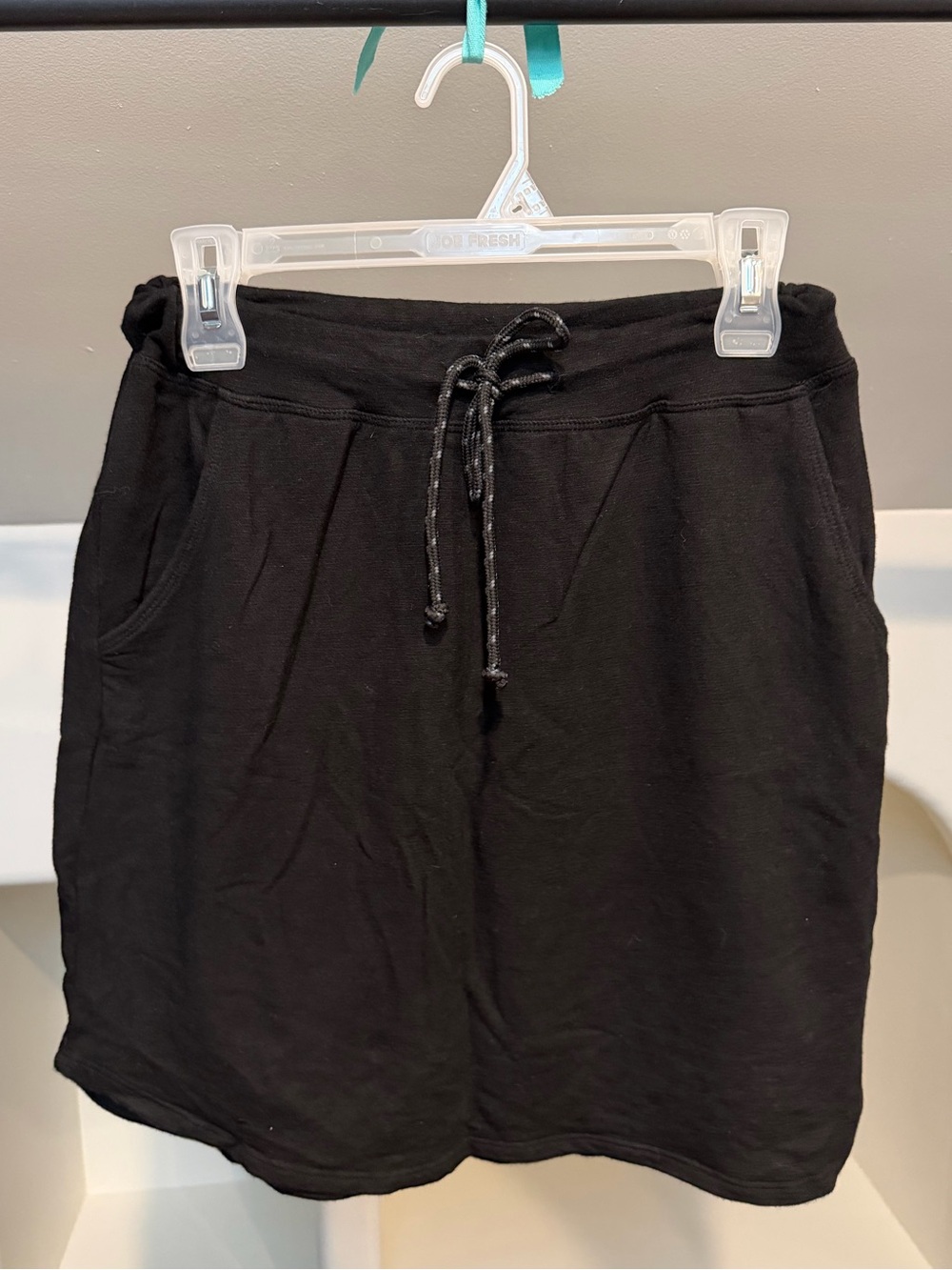 Sundry for Evereve Black Knit Drawstring Skirt